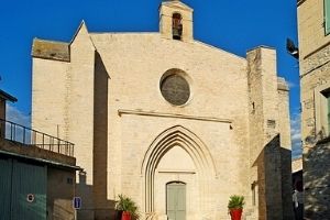 Camping Les Amandiers (30) Gard : Eglise Saint Saturnin De Calvisson